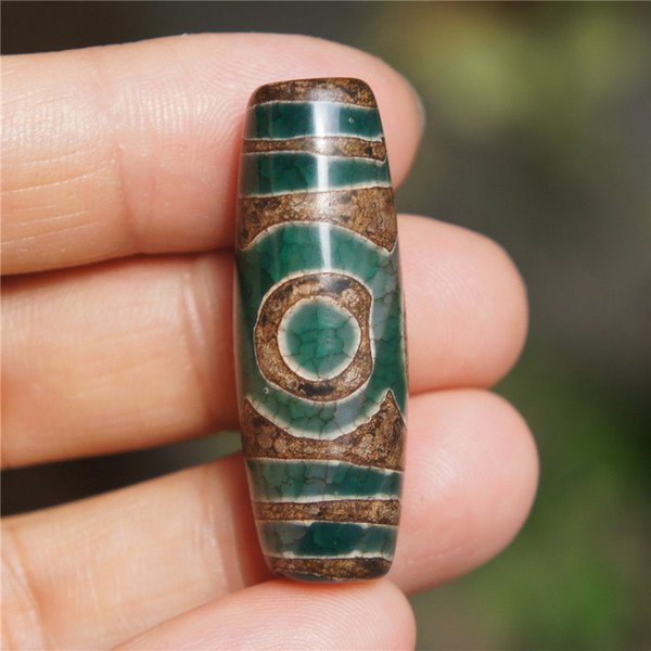 3 Eyes Totem Amulet Pendant Tibetan Buddhist Energy Bead Old Material Green Agate Pendant Wholesale Beads