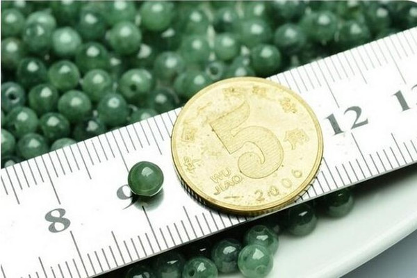 250pcs(8MM )Natural emerald Burmese Jade green jade beads ice round bead DIY bracelet necklace Loose Beads Fast Shopping!