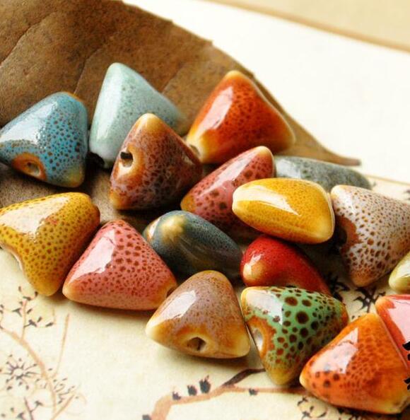 50 pcs 14mm , hole size about 2mm triangle shape Porcelain Beads,mixed color,ceramic DIY loose beads jewelry finding