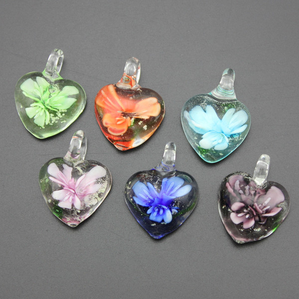 Hot Selling 12pcs/lot Charming Noctilucent Heart Lampwork Glass Pendants Flower Murano Glass Charms for Necklace Earrings MC29