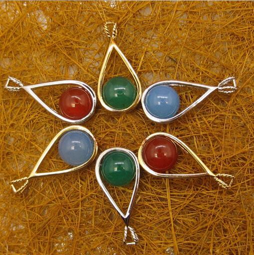 Natural crystal red agate green agate blue agate pendant 24K gold-plated European and American fashion platinum