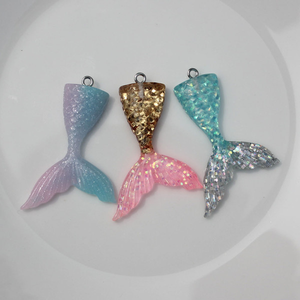 retail hottest Jewelry accessories Assorted Various Colors 100pcs 44MM Resin Mermaid Tail Scale Necklace Pendant Charms