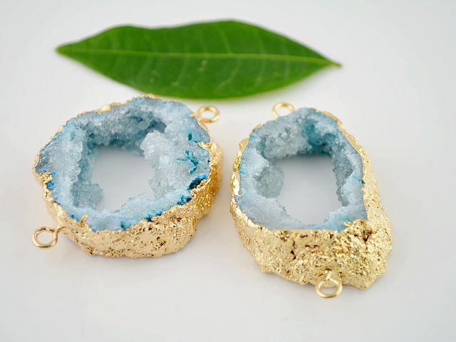 3 Pcs Gold Plated Druzy Geode Quartz Connectors in blue color, Crystal Druzy Gemstone Connectors , Gold Plated Druzy Pendant