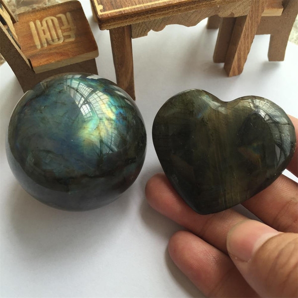 about 50mm Natural moonlight Labradorite crystal ball, Natural moonlight Labradorite carefully carved heart-shaped crystal jewelry.