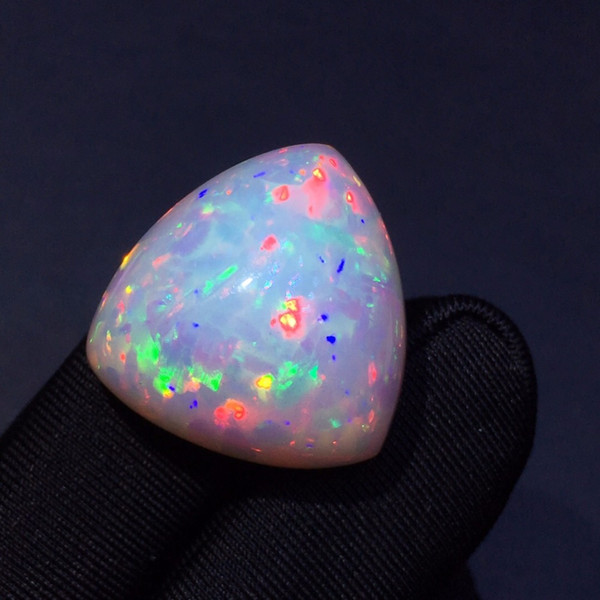 AIGS Certificated 23.94ct Natural Change Color Opal Gemstones Loose Stones Loose Gems