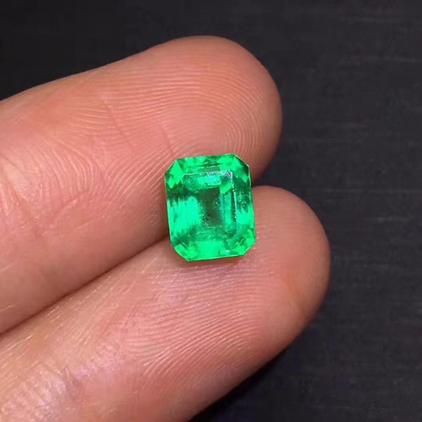 AIGS certificated 1.46ct Octagonal Faceted Vivid Green Natural Emerald Loose Gemstones Loose Stone