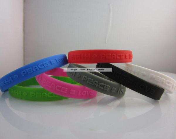 Fashion Sports Promotion Spirit Bracelet Custom Team Name Silicone Wristband Logo Embossed