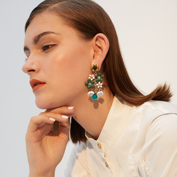 Flower Exaggerated Big Female Temperament Personality Wild Retro Long Earrings Tide Jewelry C19041101