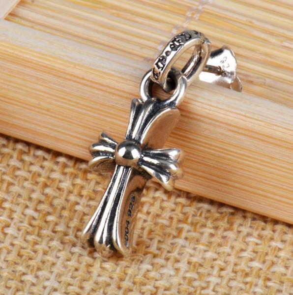 Luxury Cross Silver Earring for Men Allergy Free Fashion Cool Cross Pendant 2018 New Arrival 925 Silver Earrings