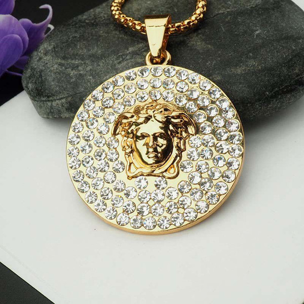 Medusa Mental Diamond Pendant for Women Men Gold Plated Titanium Steel Necklace for Hip Hop Designer Men Accessories