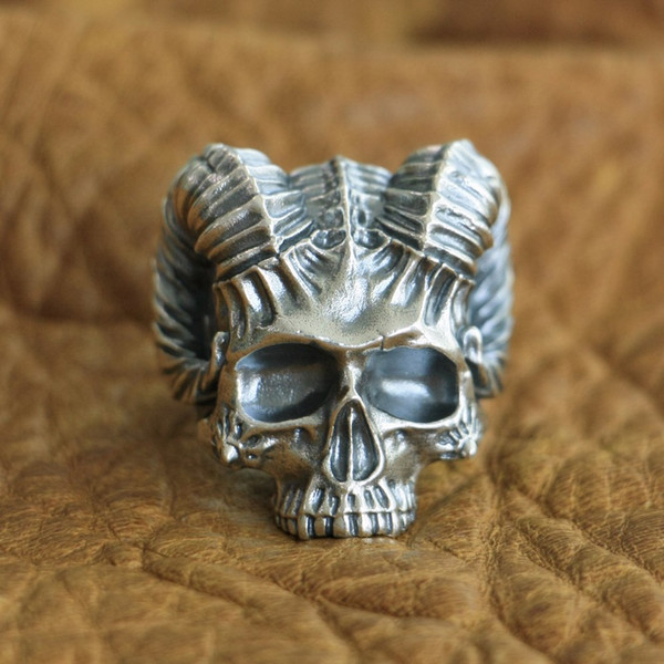 LINSION 925 Sterling Silver Horned Demon Skull Ring Mens Biker Punk Ring TA114 US Size 7 to 15