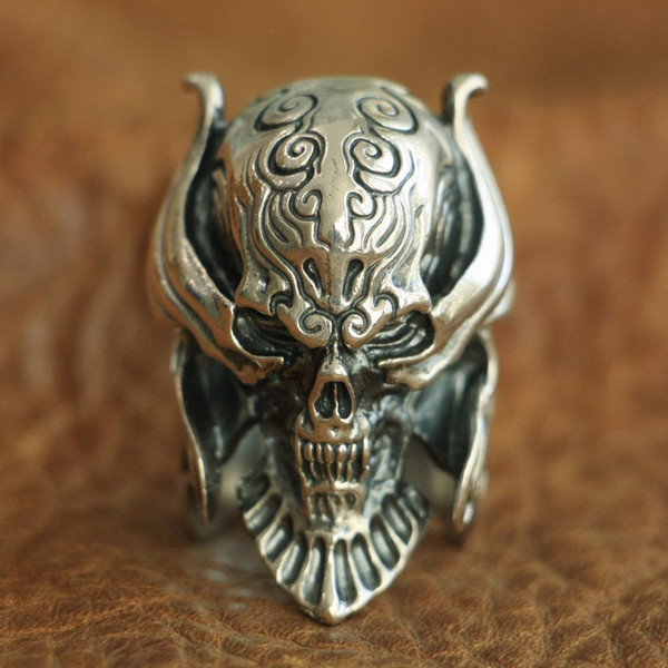 LINSION 925 Sterling Silver Vampire Skull Ring Mens Biker Punk Ring TA103 US Size 7 to 15