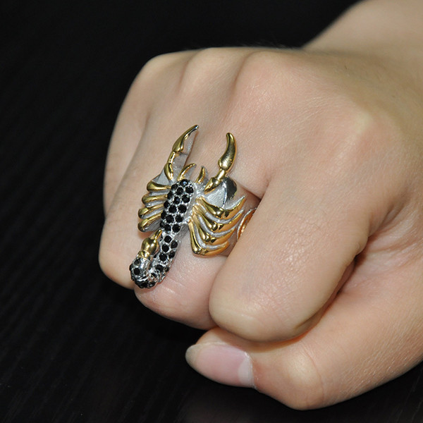 Vintage Creative Scorpion Rings For Men Hip Hop Black Rhinestone Ring Geometric Gold Plated Stainless Steel Jewelry Accessories Wholesale