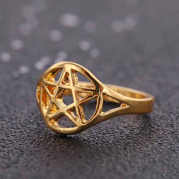 Alloy Rings Fashion Women Brief Vintage Quality Rhinestone Gold Color Plated Five-point Star Alloy Finger Rings Beautiful Cute Mens Ring