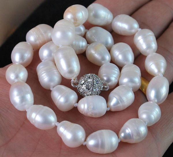 Free Shipping >>>>Natural 11-12mm Genuine White Freshwater Cultured Baroque Pearl Necklace 18