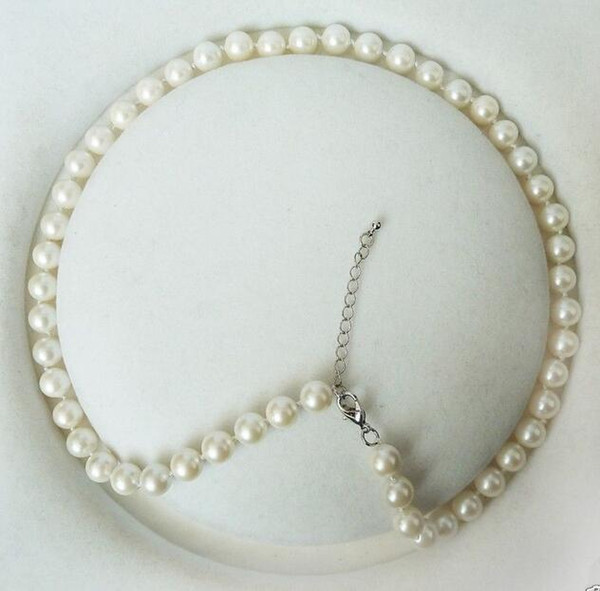 Free Shipping >>>>  8MM White South Sea pearl necklace 18