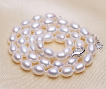 AAA 8-9 mm Natural South Sea White Pearl Necklace 18 