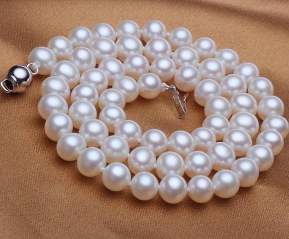 Charming natural 8-9mm south seas white pearl necklace 18inch 925 silver clasp
