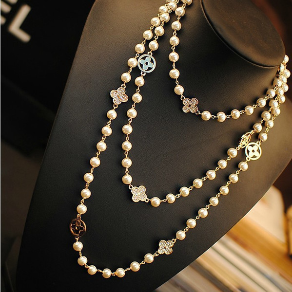 Fashion Women Pearls Sweaters Necklace Rose Gold Plated Designer Pearl Jewelry Necklace for Female Luxury Accessories