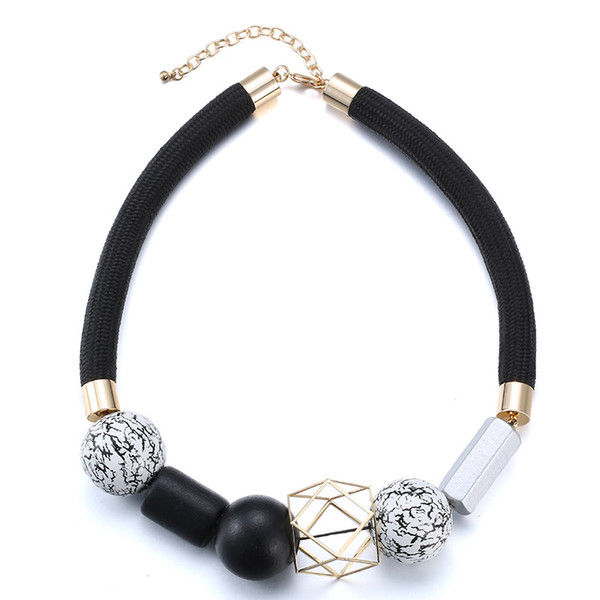 Fashion Jewelry Women Necklace Black and White Wooden Beads Copper Chain Rope National Ethnic Style Geometric Collarbone Chain Necklaces 410