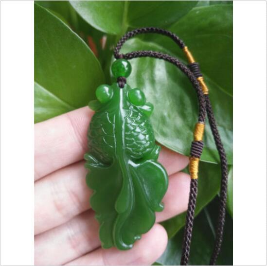 Natural Jade Little Goldfish Pendant Necklace Lucky Amulet Fashion Jewelry