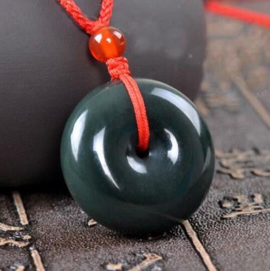 Natural Hetian jade Xinjiang Sapphire Pinghe Hetian jade pendant jewelry