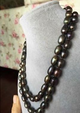 Charming 12-13mm Tahitian black green pearl necklace 38 inch 14k gold clasp