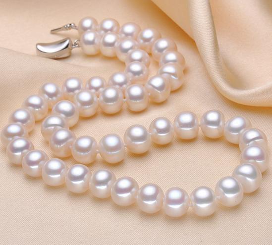 Gorgeous 9-10mm white natural pearl necklace 18 inch 925 silver clasp