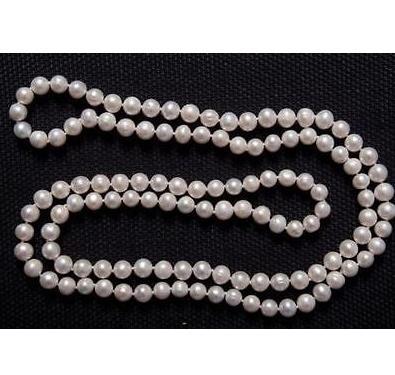 Gorgeous south seas 8-9mm white pearl necklace 24inch 14k gold clasp