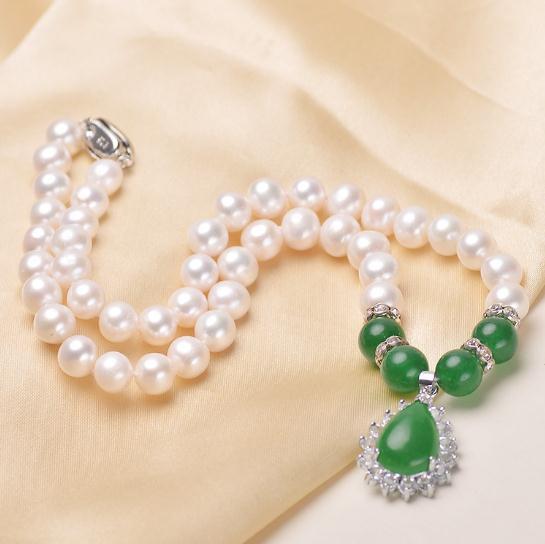 9-10mm White Natural Pearl Necklace 17inch 925 Silver Clasp Red and Green Agate Necklace 925 Silver Clasp