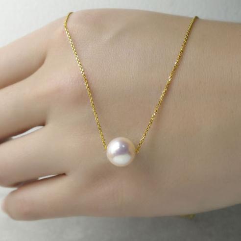 9-10mm Natural White Akoya Pearl Pendant Necklace