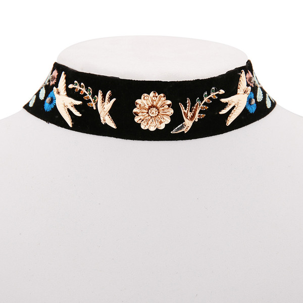 Bohemian Jewelry Choker Ethnic Embroidery Vintage Exoticism Fashion Necklace Collar for Women Vacation Casual Wearing Ladies