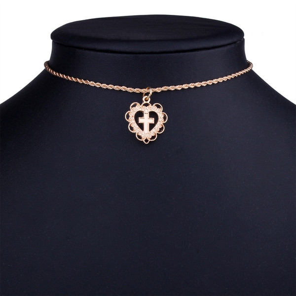 2019 Exquisite women's necklace hollowed-out love cross modeling delicate white necklace style fashion street shot