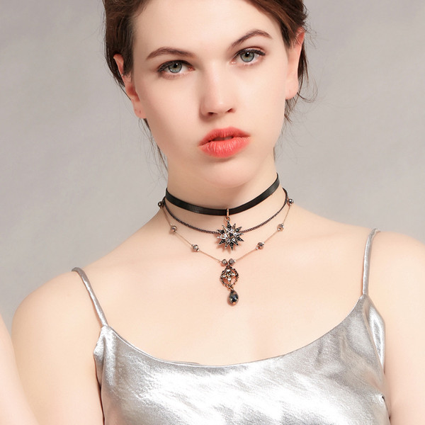 Multilayer Choker Necklaces for Women with Star and Water Drop Pendant Charm,Banquet Dress Decoration Necklaces
