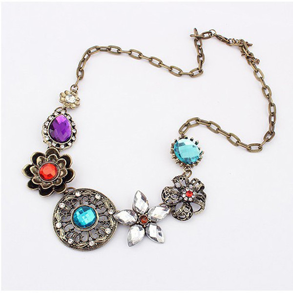 Retro exquisite Crystal Necklaces Fashion Design Chain Choker Statement Necklace Women Collier Vintage Maxi Necklace Jewelry