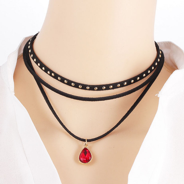 Multilayer crystal clavicle necklace 3-color crystal optional Clothing accessories necklace Fashion hanging chain free shipping