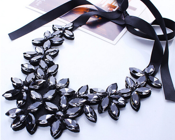 European and American Gold big-name vintage necklace Trendy fashion wild ribbon geometric flower collar necklace fake collar CL01