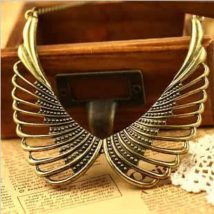 Ladies Retro Punk Hollow Out Metal Bronze Angel Wing Choker Bib False Collar Necklace #8054