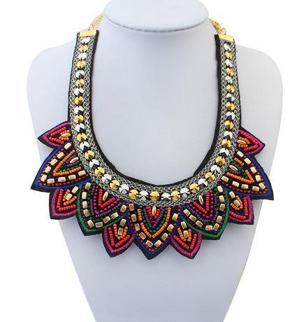 Statement Necklace Nepal Tibetan Style Resin Bead Bohemian Necklaces Pendants Vintage Handmade Braided Colorful Bead Bib Collar Necklace