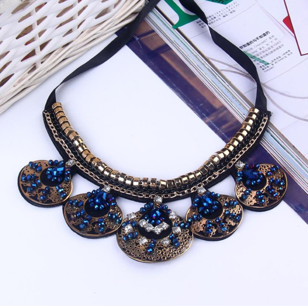 2108 Korean version of the fashion exaggerated fake collar decorative necklace female winter sweater chain short necklace accessories