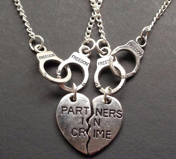 Partners In Crime Necklaces Pendant Vintage Silver Charm Choker Collar Hearts Squad Handcuffs Necklaces Women Jewelry Gifts Z110