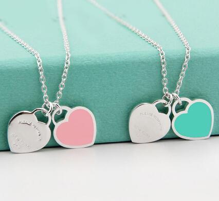 New Stainless Steel Enamel Love Blue Pink Double Heart Necklace T Necklace Female Short Gold Silver Love Necklace Pendant For Woman Gift