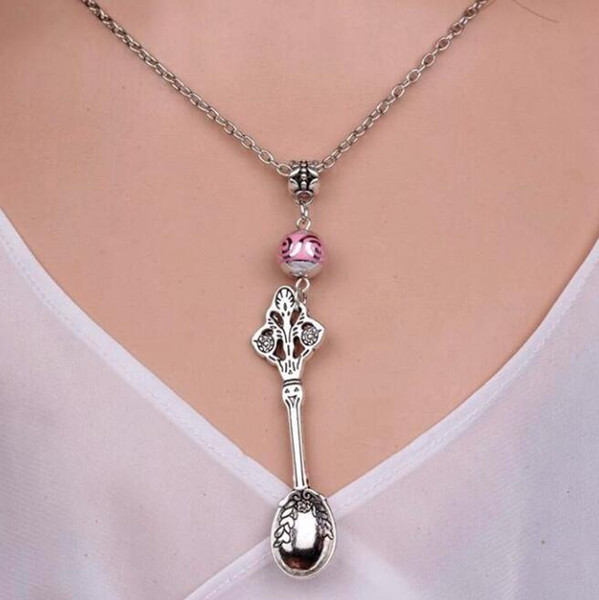 Vintage Silver Train Conch Spoon Necklace Pendant For Women Charms Choker Necklaces Fashion Jewelry Mixed style Gifts Crafts Accessories