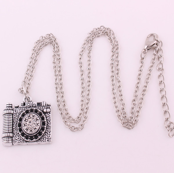 Antique Silver Zinc Studded With Sparkling Crystals Travel Camera Pendant Charm Link Chain Necklace Unisex Jewelry Gift