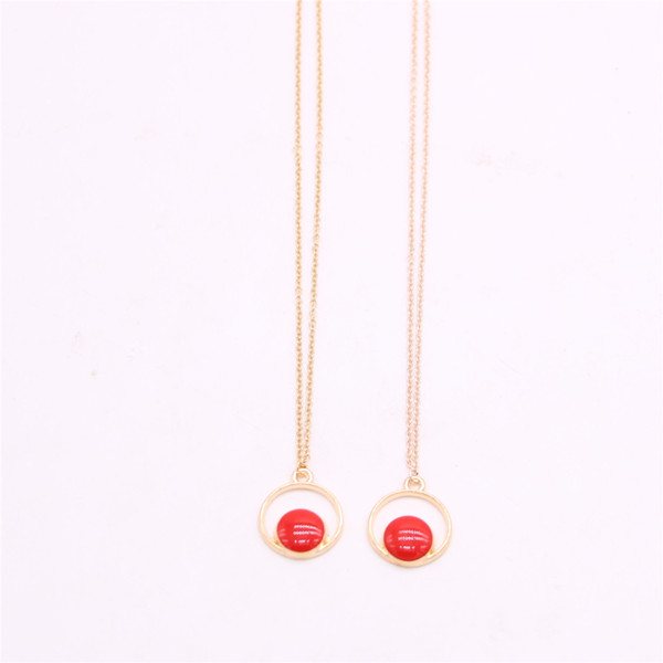 Hollow out circle pendant necklace Solid circle pendant necklace designed for women Retail and wholesale mix