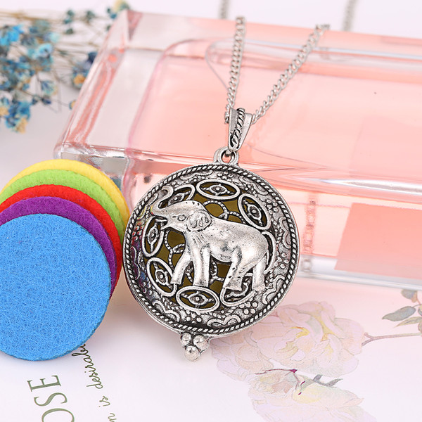 2019 Noosa Chunk New Elephant Aromatherapy Necklace Hollow Out Open Perfume Pendant Oil Essential Diffuser Necklaces Christmas Gift