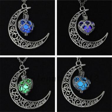 The moon Heart Necklace Noctilucence Glow in the Dark Essential Oil Diffuser Necklace Lockets Chains Pendant Jewlery for Women