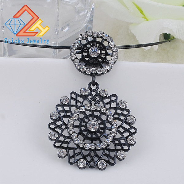 Electrophoresis Black Zinc Alloy Trendy Necklace Pendant Charm Hollow Out Rhinestone Necklace for Party