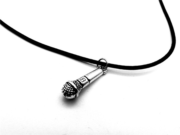 Npc-Retro Music KTV Wireless Microphone Pendant Necklace Round Singing Necklace Hip Hop Rap Singer DJ Nightclub Leather Rope Necklace