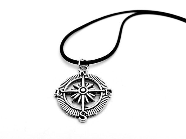 Npc-Antique Silver Small Compass Necklace Round Geometry Disc Necklace Retro Compass Direction Nautical Lucky Necklace Leather Jewelry